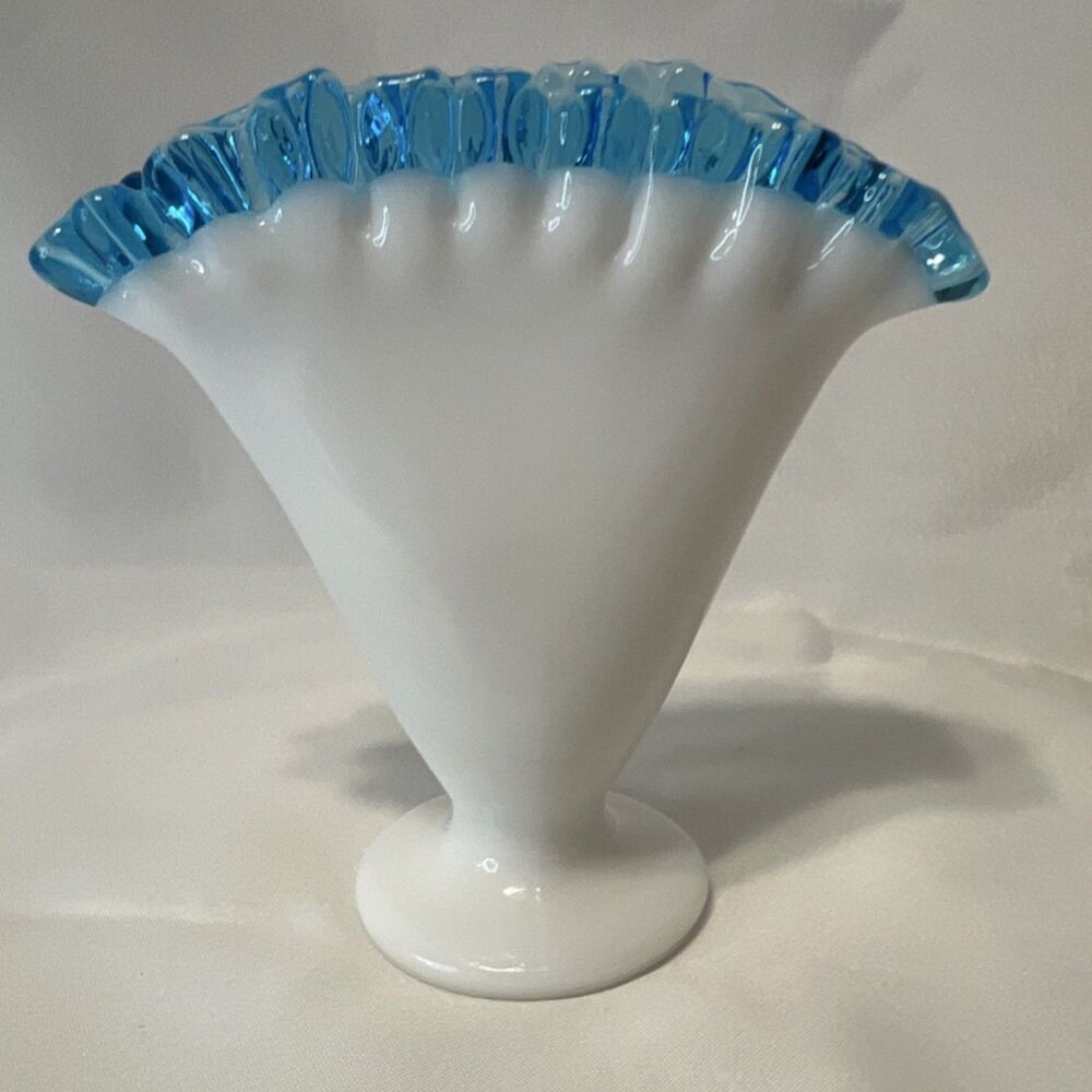 Vintage Milk Glass Vase w/ Blue Ruffled Edge – Fenton Style Art Glass. - Picture 3 of 8